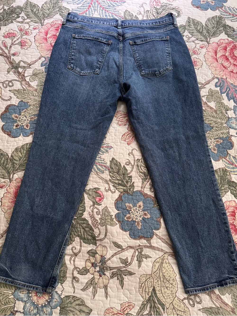 Old Navy Mid Rise Boyfriend Jeans